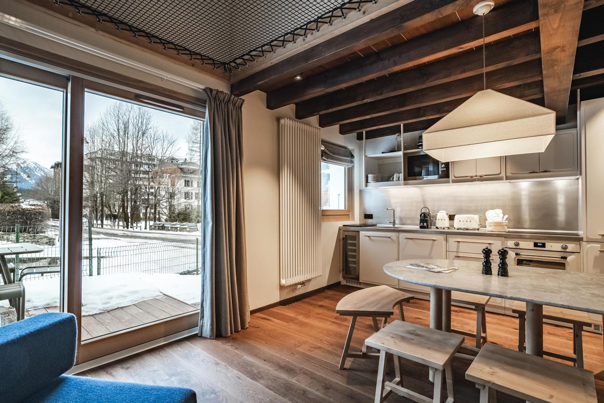 De L'héliopic Appart hôtel 4*