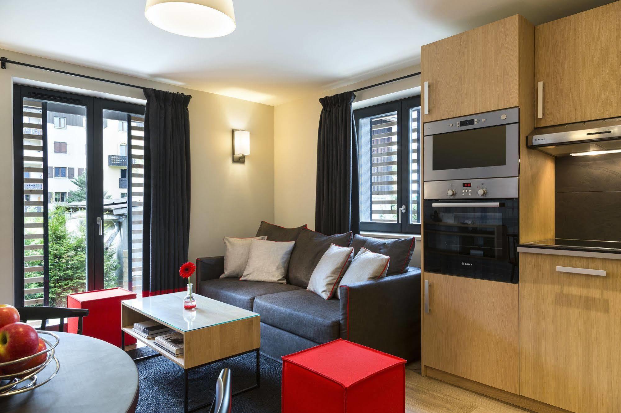 De L'héliopic Appart hôtel 4*